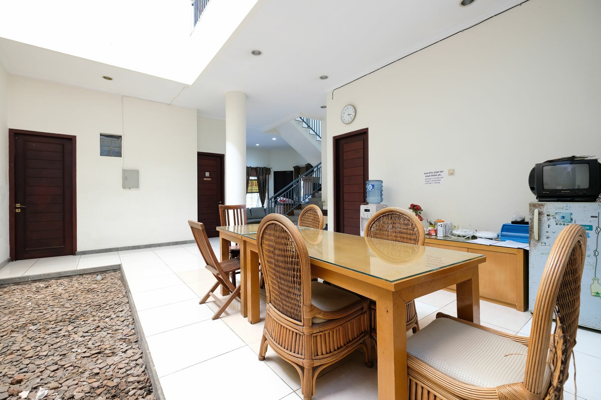 Reddoorz Plus Near Simpang Lima Semarang Exterior photo